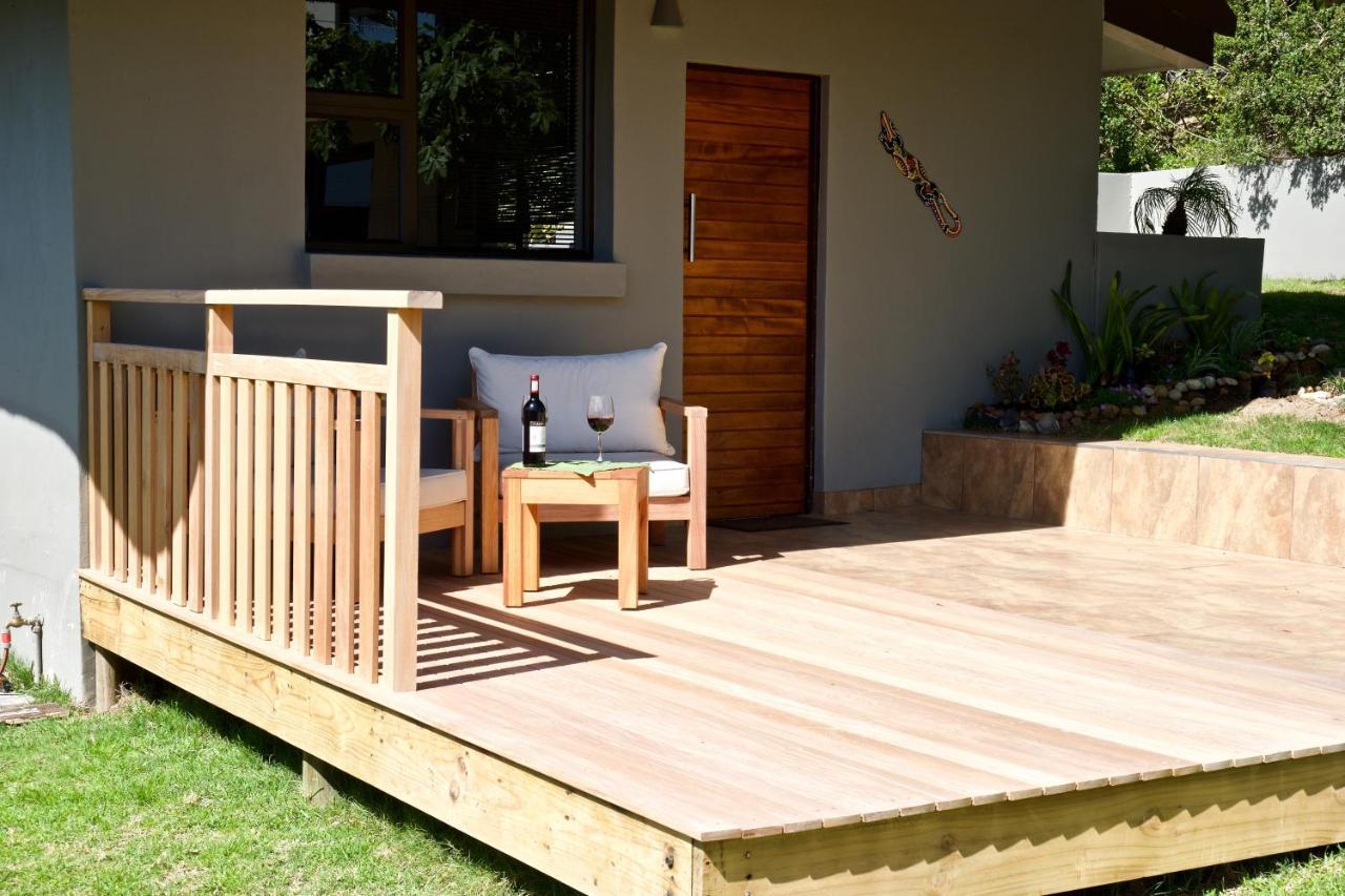 Normarie'S Guesthouse Wilderness Exterior photo